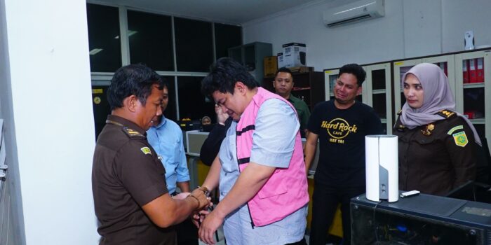 Kejati Sumut Tahan Tersangka Korupsi Pencairan Kredit PT Bank Sumut Cabang Krakatau Rp2,2 Miliar