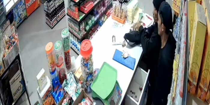 Viral! Pembobolan Toko Kelontong di Tembung, Rp 16 Juta Digasak 2 Pelaku