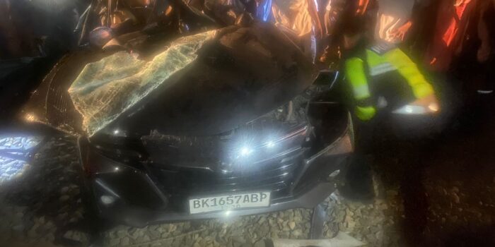 Kereta Api Tabrak Mobil Avanza di Tebing Tinggi, 9 Penumpang Meninggal Dunia Kereta Api Tabrak Mobil Avanza di Tebing Tinggi, 9 Penumpang Meninggal Dunia