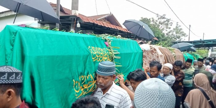 Suasana Haru, Pemberangkatan Pemakaman 4 Jenazah Korban Tewas Tabrak Kereta Api 