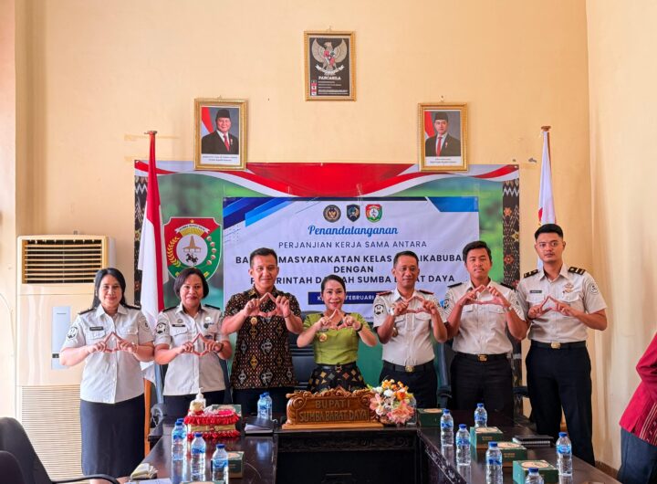 Bapas Waikabubak dan Pemda Sumba Barat Daya Teken Kerja Sama Pidana Kerja Sosial