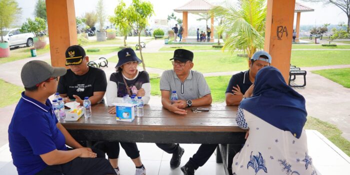 Sejalan Program Presiden Prabowo, Pemko Medan Intensifkan Aksi Bersih-bersih Lingkungan