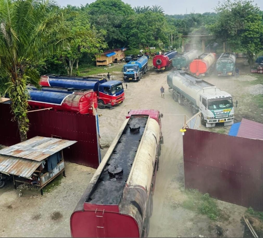 Warga Simpang Selesai Minta Kapolres Binjai Tertibkan Gudang Diduga Penampungan CPO Ilegal