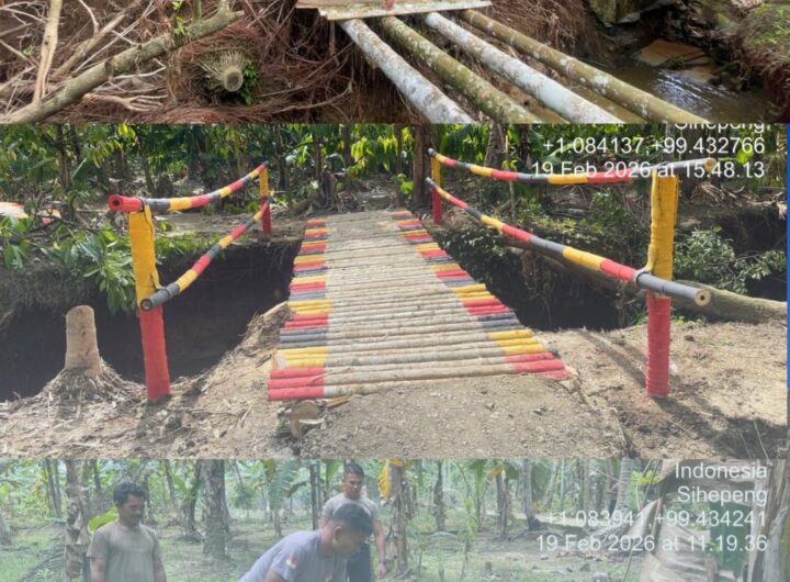 Brimob Polda Sumut Bangun Jembatan Darurat Antar Kecamatan di Tapsel