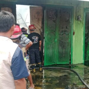 Dua Unit Ruko Jalan Titi Pahlawan di Marelan Terbakar