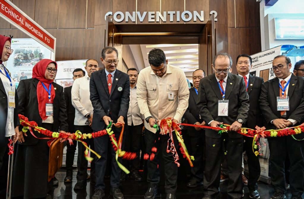 Rp7 Triliun Dana Masyarakat Sumut Berobat Mengalir ke Luar Negeri, Bobby Nasution Tantang RS Sumut Berbenah