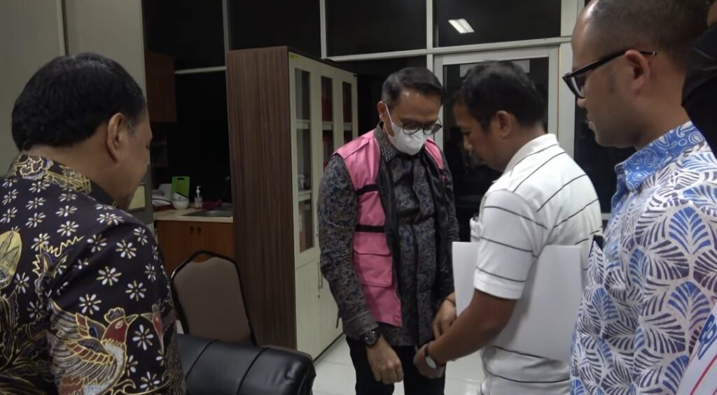 Kejati Sumut Tahan Mantan Direktur PTPN II Irwan Perangin-angin, Kasus Korupsi Penjualan Aset