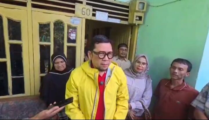 Viral, Wakil Ketua Baleg DPR RI Kunjungi Keluarga Warga Binjai yang Ditahan di Kamboja