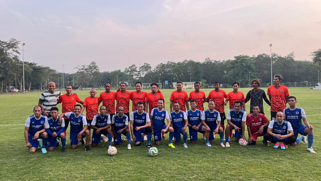 Menjaga Kebugaran, 77 FC Cukur Tim Polresta Deli Serdang 2-0