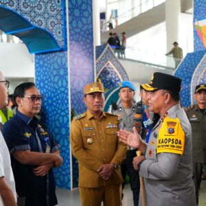 Jelang Mudik Lebaran, Kapolda Sumut Tinjau Bandara Kualanamu dan Pastikan Keamanan dan Kenyamanan Penumpang