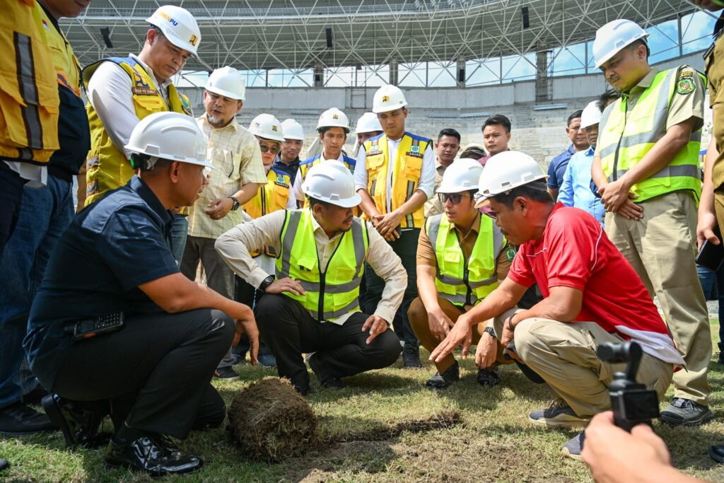 Tinjau Kesiapan Stadion Teladan untuk AFF U19, Bobby Nasution Harap Selesai Bulan Mei