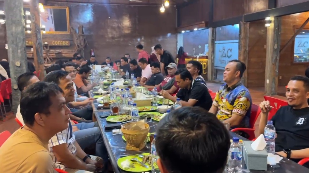 Perkuat Soliditas Tim, Kasat Narkoba Binjai AKP Ismail Pane Gelar Buka Puasa Bersama Seluruh Personel