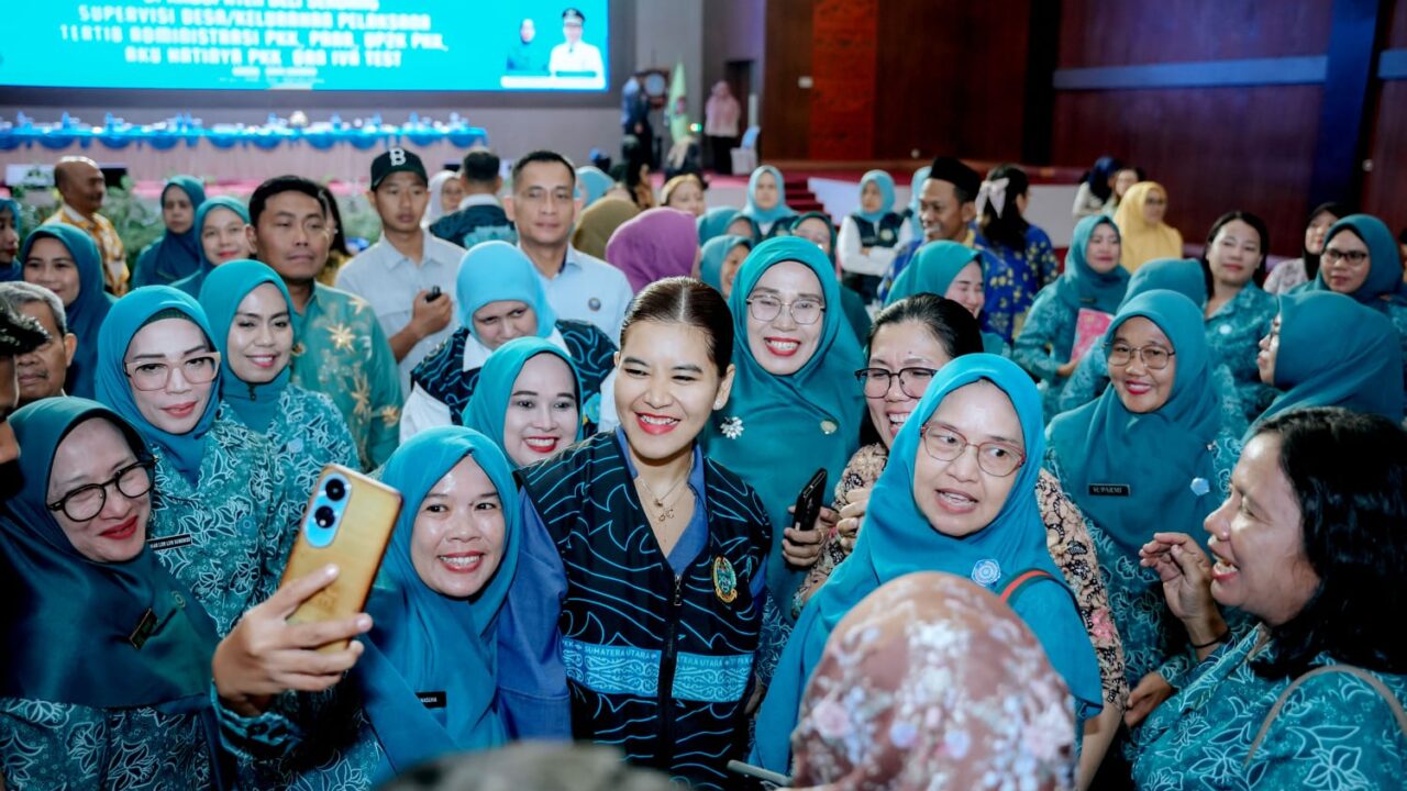 Kahiyang Ayu Dorong Kader PKK Kembangkan Produk Turunan Berbasis Potensi Lokal