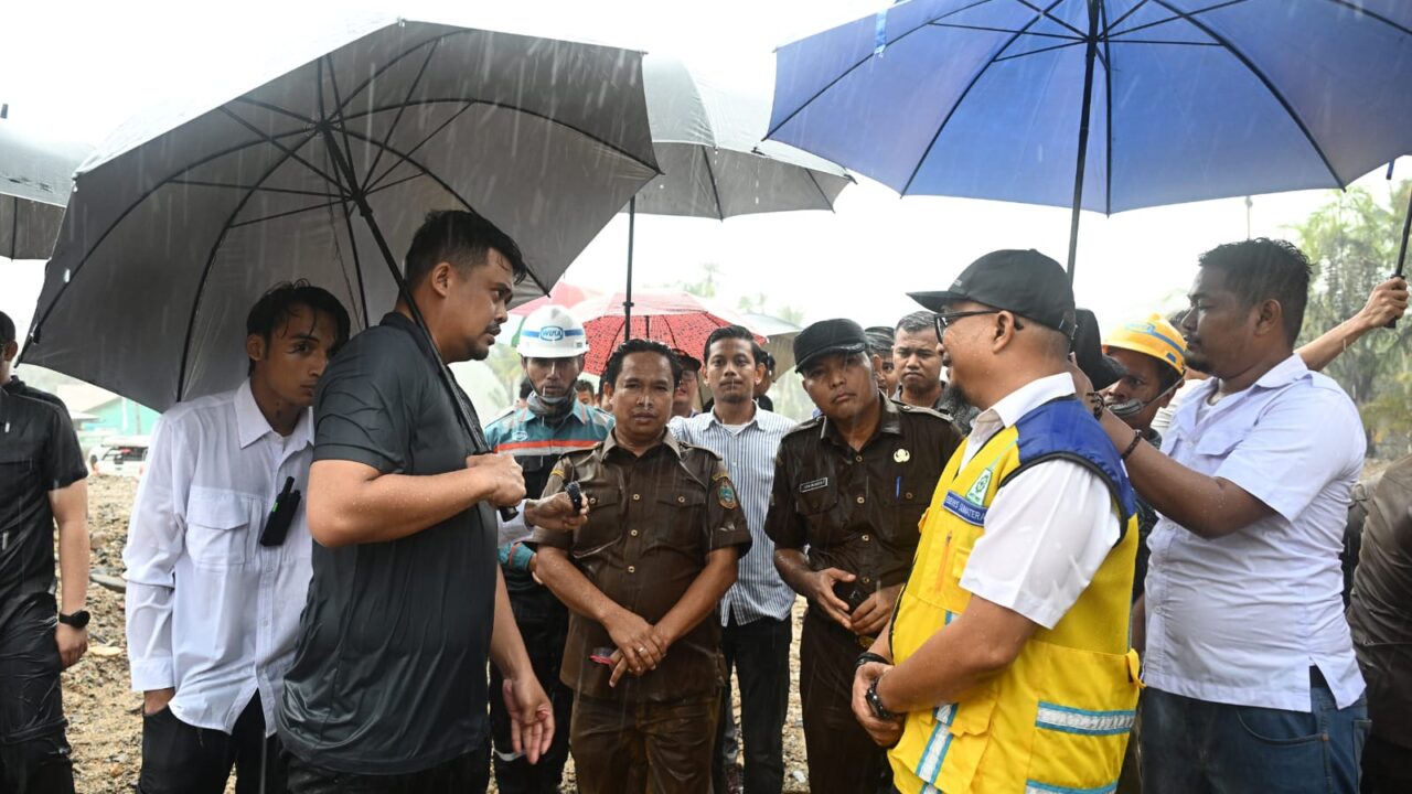Gubernur Sumut Desak Percepatan Proyek Tanggul dan Sabodam Sungai Tukka