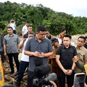 Respons Cepat Bobby Nasution, Pastikan Bantuan Pascabencana Tepat Sasaran dan Tekankan Validitas Data di Tapteng