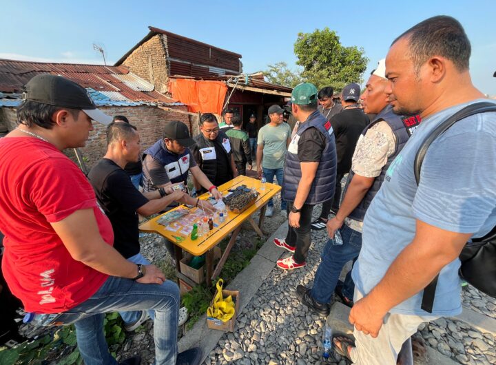 Polisi Gempur Sarang Narkoba Rel KA Tembung, 4 Orang Diringkus dan Barang Bukti Berjumlah Besar