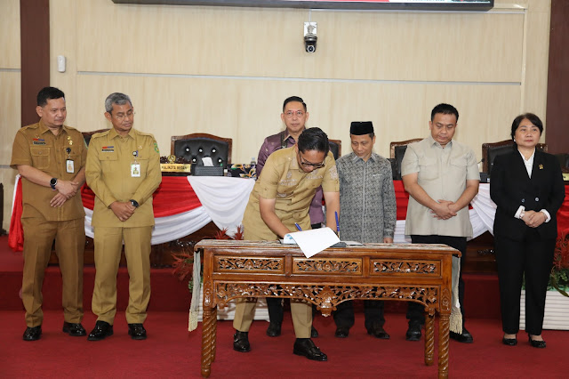 Fraksi-fraksi DPRD Medan Setujui Perubahan Ranperda KTR No 3 Tahun 2014 Menjadi Peraturan Daerah