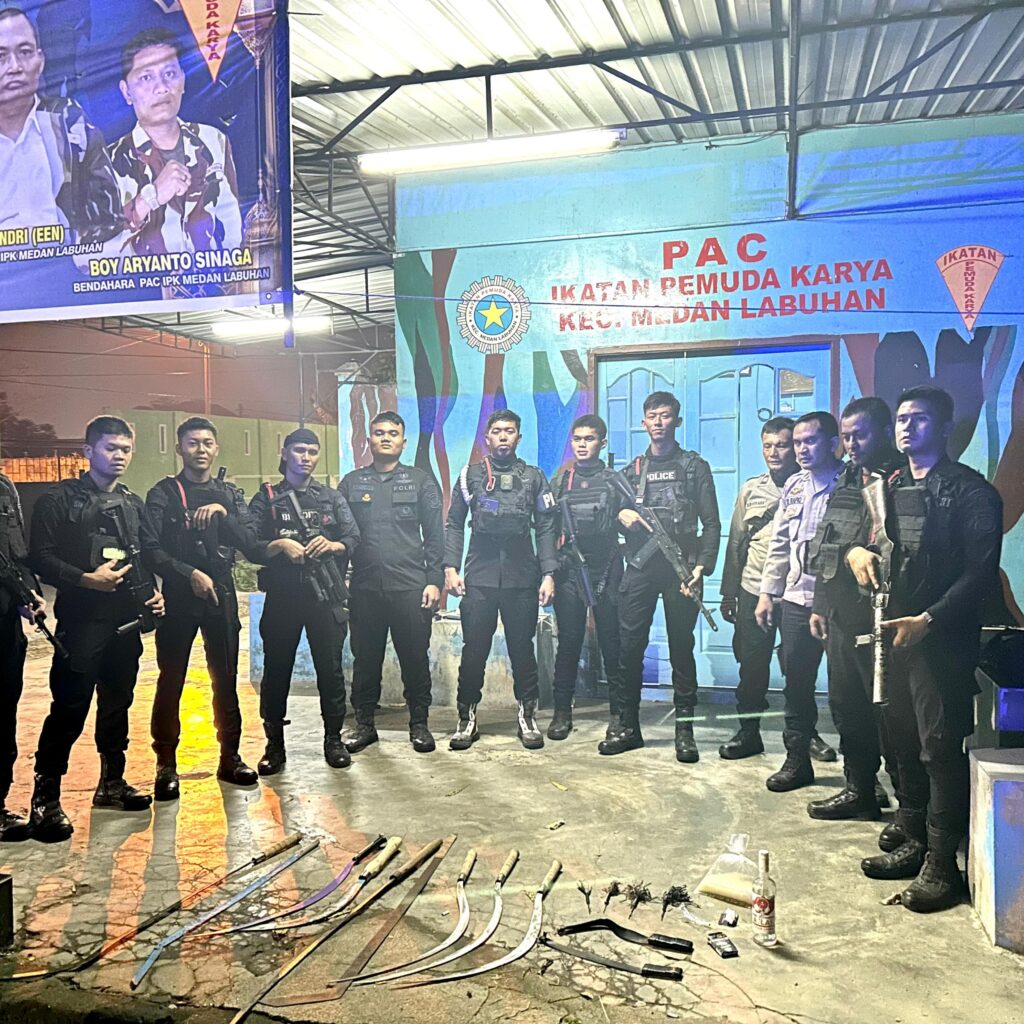 Patroli Skala Besar di Belawan, Brimob Polda Sumut Temukan Berbagai Sajam hingga Miras