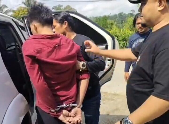 Sadis! Diburu Sampai Jambi, Viral Begal Bersenjata Parang di Angkot Morina 81 Akhirnya Ditangkap