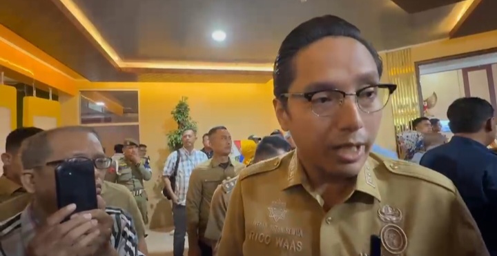 Sudah Lapor ke Kemendagri, Rico Waas Ungkap Alasan ke Singapura: Obat Habis dan Sudah Direncanakan Jauh Hari