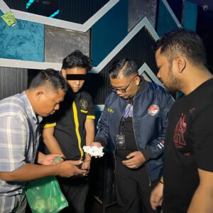 Polisi Gerebek THM Phantom Jalan Adam Malik Medan, CS Ketangkap Jual Narkoba 