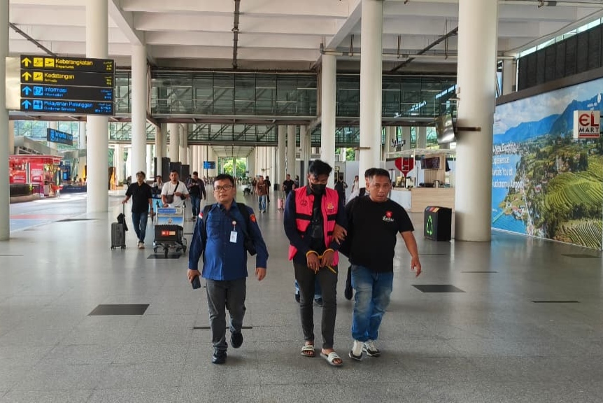 Kejari Medan Tangkap Buronan Terpidana Korupsi KUR BRI Kutalimbaru Rp6,28 Miliar di Kalimantan Barat