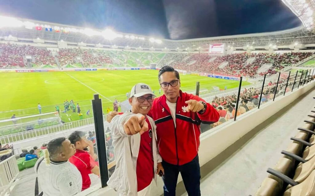 Saksikan Kemenangan 3-0 Timnas U19, Kekompakan Rico Waas–Zakiyuddin Curi Perhatian di Stadion Utama Sumut