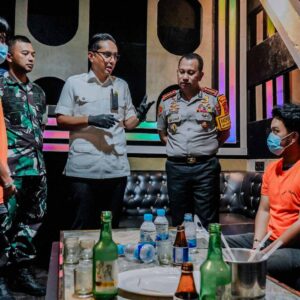 Phantom KTV Disegel, Rico Waas: Tempat Hiburan Terlibat Narkoba Tak Bisa Ditoleransi