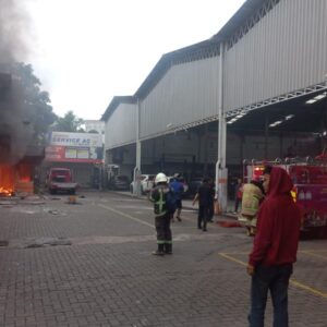 Mesin Laundry Bengkel Sehat Mobil Jalan Sei Batang Hari Terbakar
