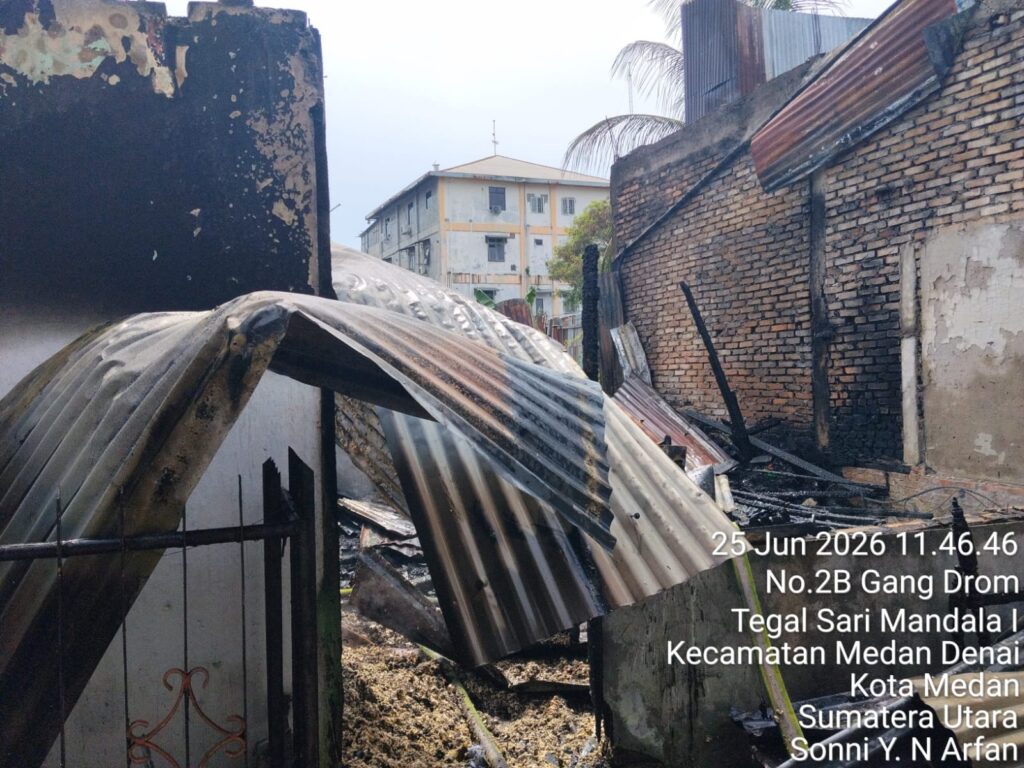 4 Rumah di Mandala Terbakar