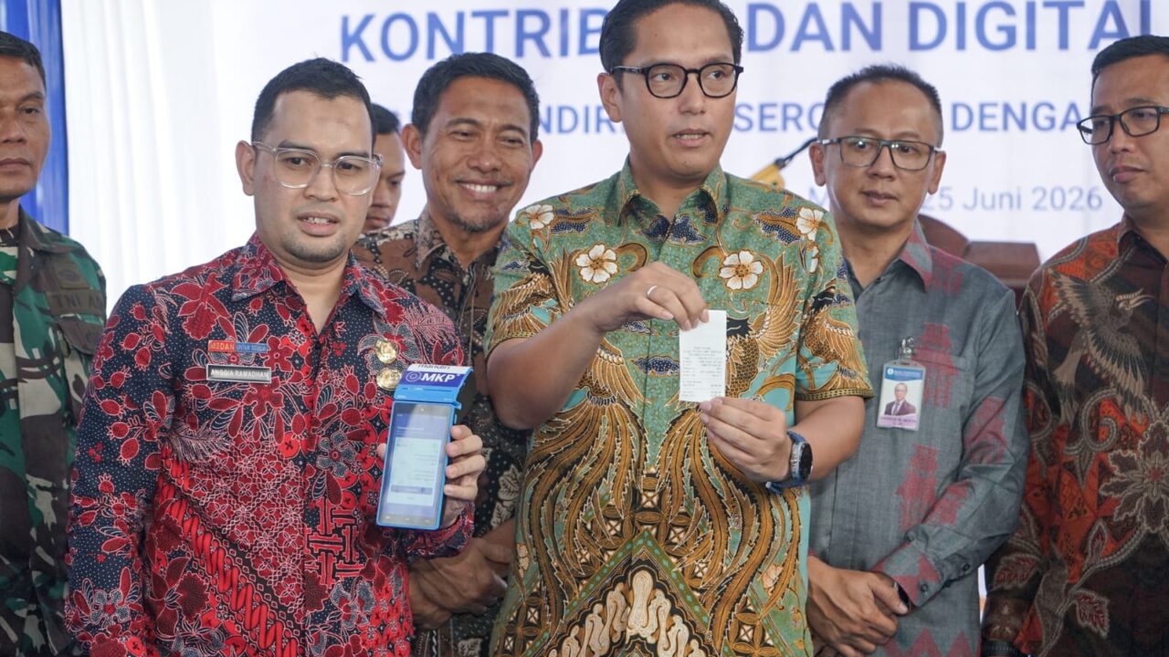Rico Waas Luncurkan Digitalisasi Pasar dan Sistem Pembayaran Nontunai di Pasar Petisah