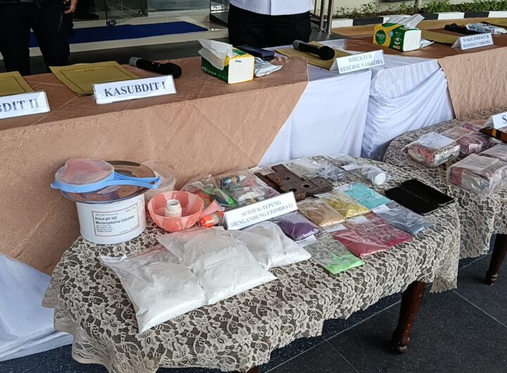 Pasutri Produksi Ekstasi Rumahan di Jalan Mangkubumi
