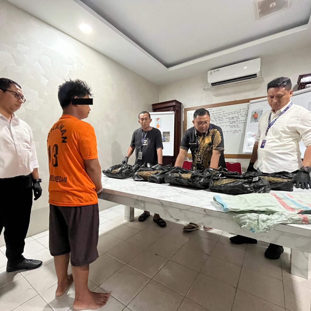 9,4 Kg Ganja Gagal Beredar di Medan