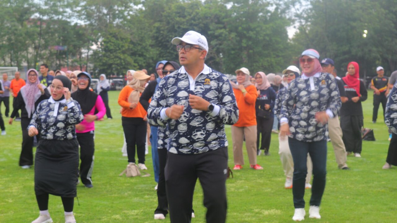 98 Wali Kota Se-Indonesia Senam Pagi Bersama di Taman Cadika Medan 