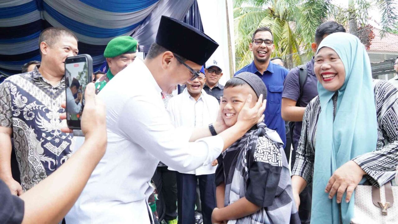 Rico Waas Apresiasi Inisiatif Khitanan Massal 200 Anak di Medan Deli