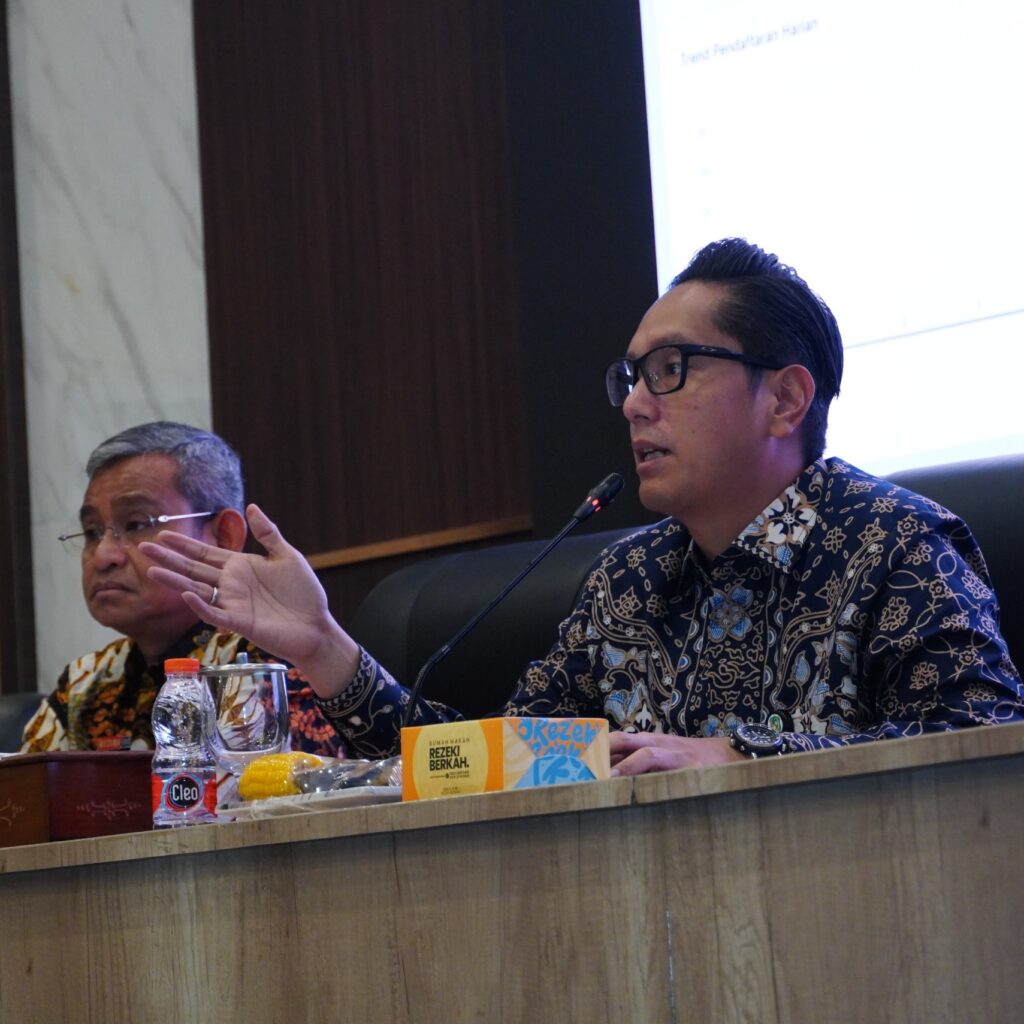 Dinilai Belum Maksimal, Wali Kota Medan Beri Tenggat Camat Tuntaskan Digitalisasi Bansos