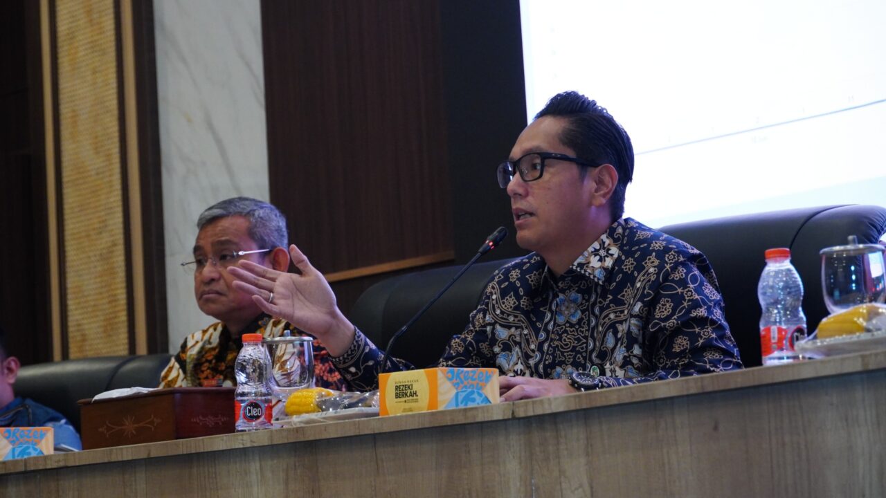 Dinilai Belum Maksimal, Wali Kota Medan Beri Tenggat Camat Tuntaskan Digitalisasi Bansos