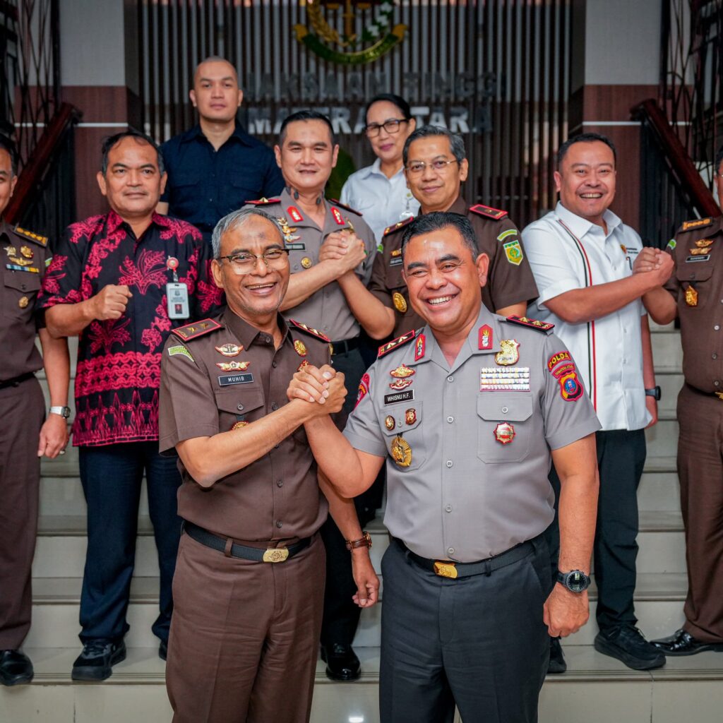 Perkuat Sinergi Penegakan Hukum, Kapolda Sumut Silaturahmi ke Kejati