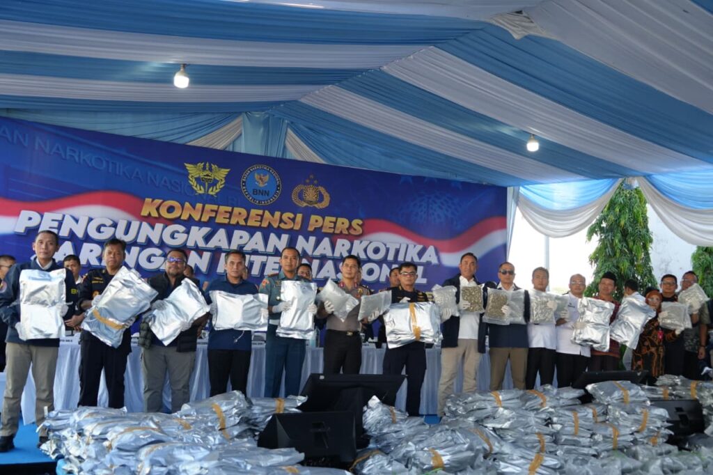 BNN Gagalkan Penyelundupan 3,37 Ton Ganja, Bisa Diolah Jadi 2,2 Juta Cartridge Vape THC