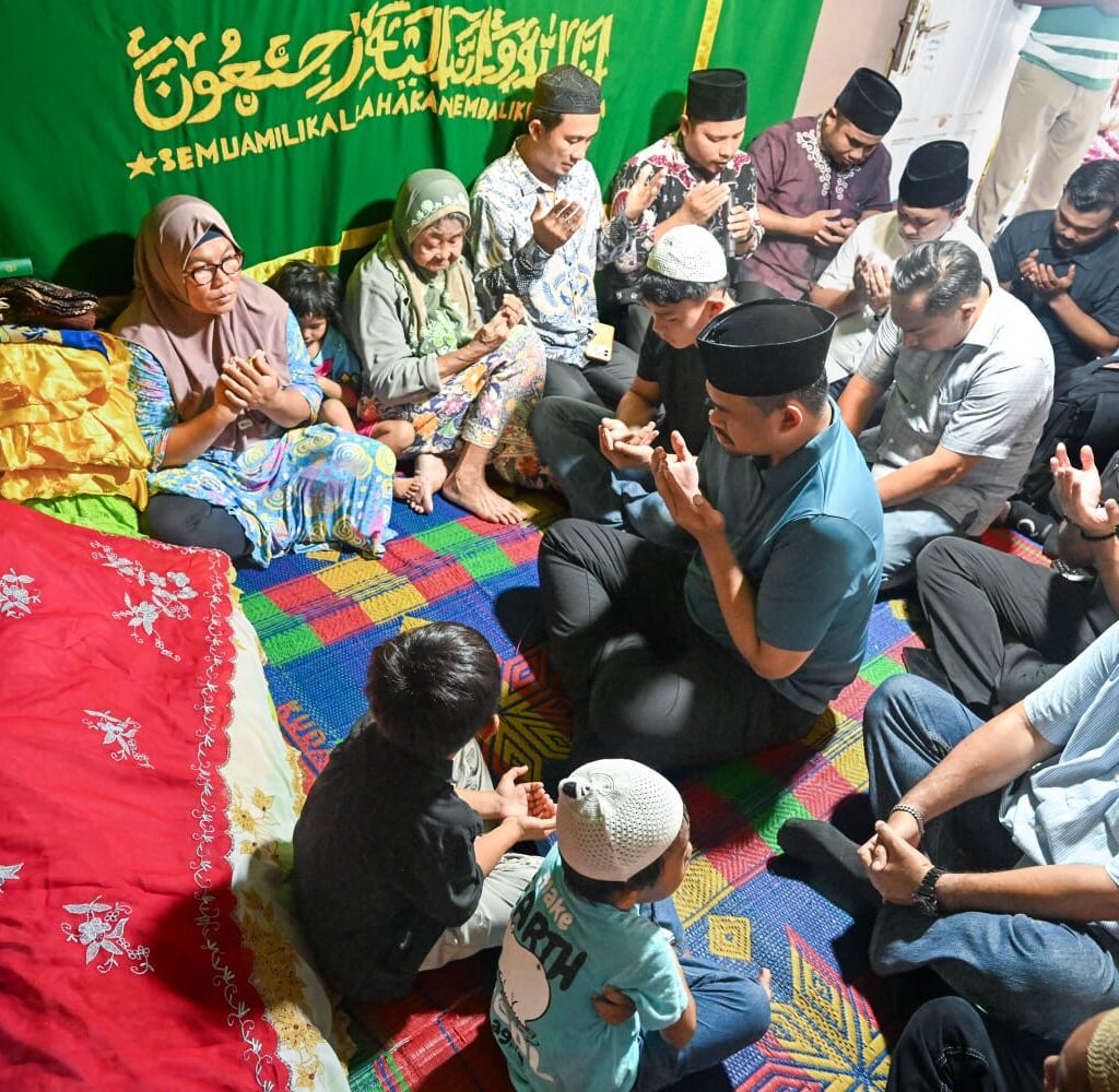 Melayat ke Rumah Duka Nelayan di Nisel, Bobby Nasution Kuliahkan dan Siapkan Pekerjaan Anak Almarhum