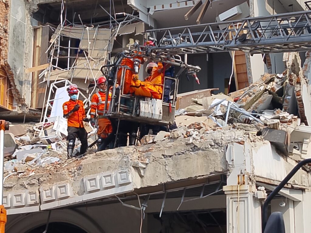Satu Lagi Korban Ledakan Rumah di Grand Polonia Ditemukan, Sudah 2 Orang Tewas