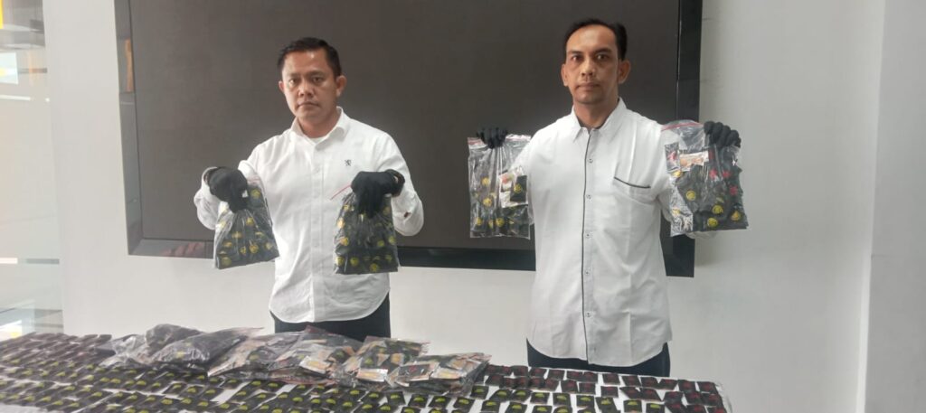 Polda Sumut Gagalkan Peredaran 2.000 Bungkus Vape Getar asal Malaysia di Medan