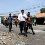 Bobby Nasution Pastikan, Agustus Jalan Helvetia Pasar 9 Marelan Rusak Parah Diperbaiki