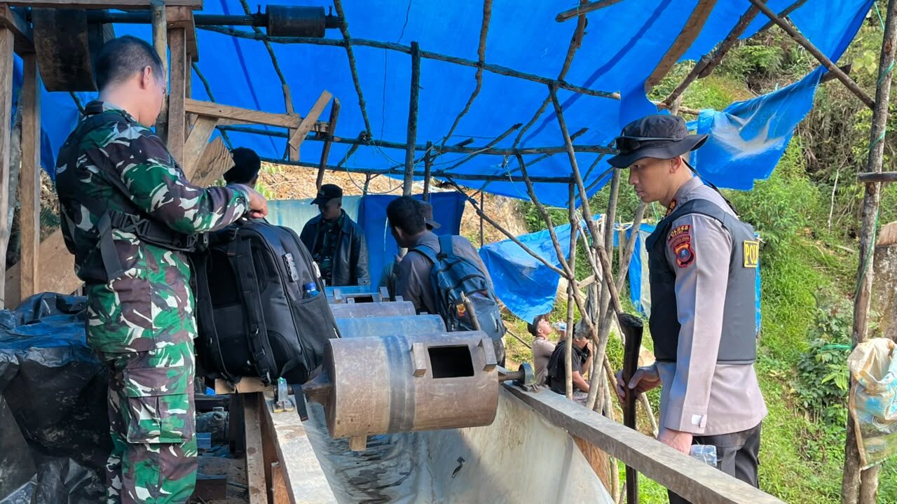 Tim Gabungan Tertibkan PETI di Pegagan Hilir, 47 Camp Hingga Mesin Dimusnahkan