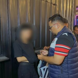 Tim Gabungan Amankan Pengedar Vape Narkoba THM Helen's Night Mart, Dipasang Garis Polisi