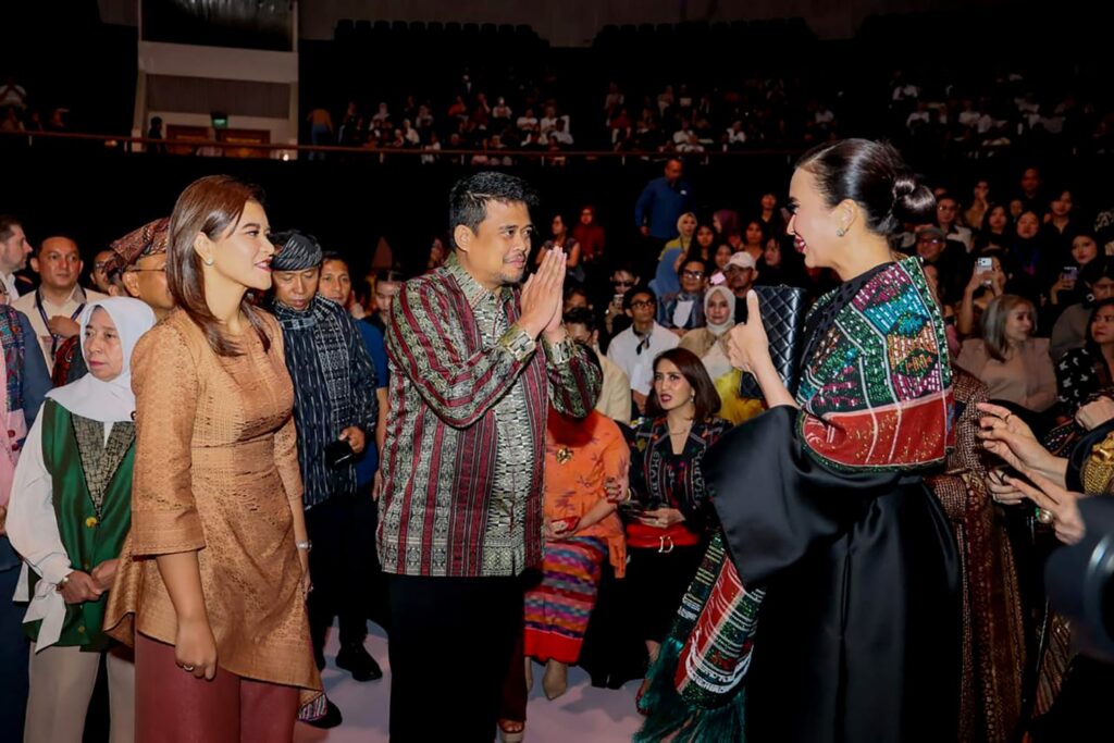 Penutupan Indonesia Fashion Week 2026, Bobby Nasution: Sumut Siap Jadi Pusat Fashion Indonesia Lewat Wastra