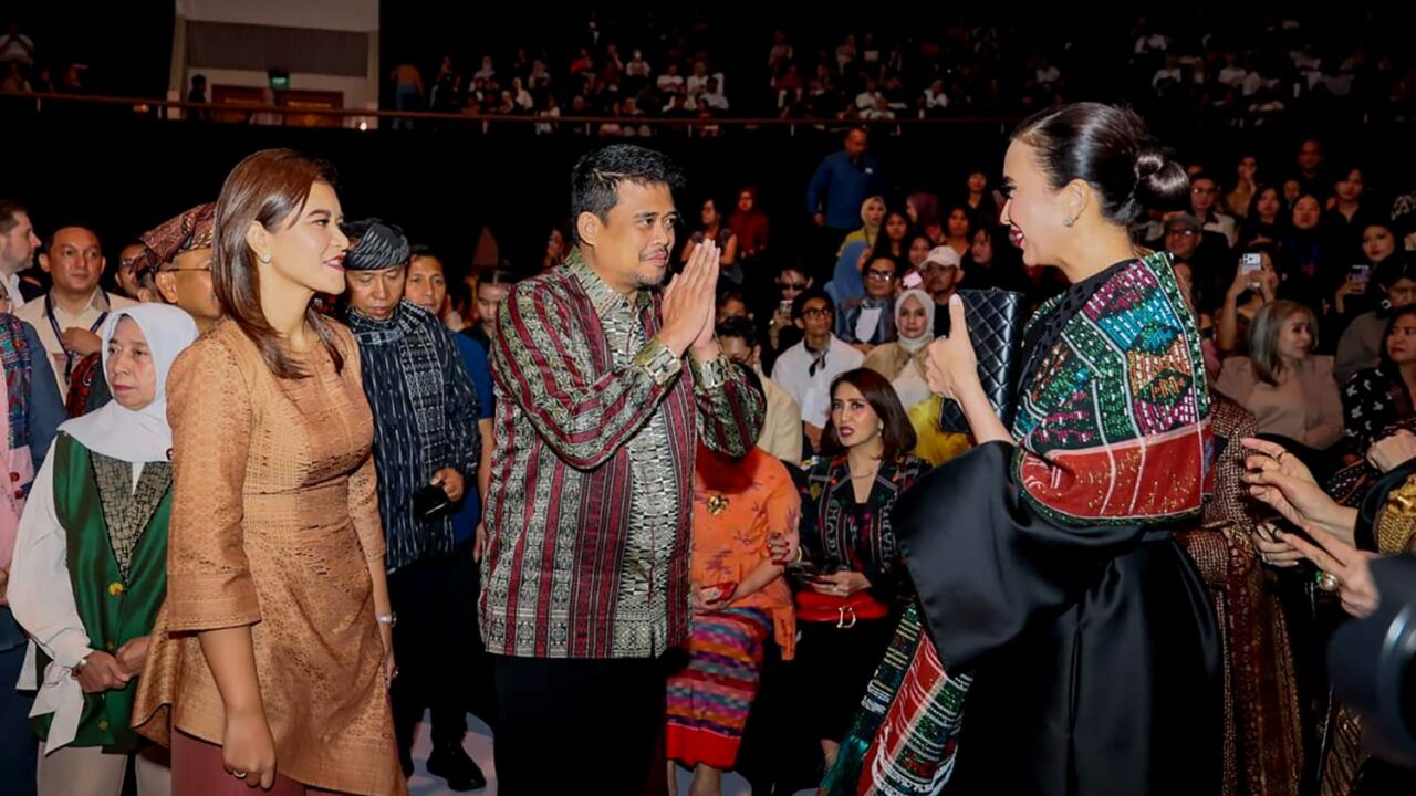 Penutupan Indonesia Fashion Week 2026, Bobby Nasution: Sumut Siap Jadi Pusat Fashion Indonesia Lewat Wastra