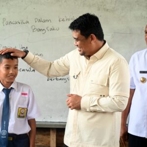 Tak Lagi Belajar di Kelas Becek, Gubsu Bobby Bangunkan Sekolah Baru untuk Siswa Nias Utara