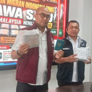 PMI Asal Jawa Timur Ditangkap Bawa 8 Kg Sabu dari Malaysia di Asahan