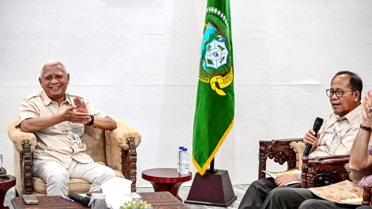 Gunung Sitoli Capai Target UHC, Wagub Surya Minta Pelayanan Kesehatan Terus Diperkuat